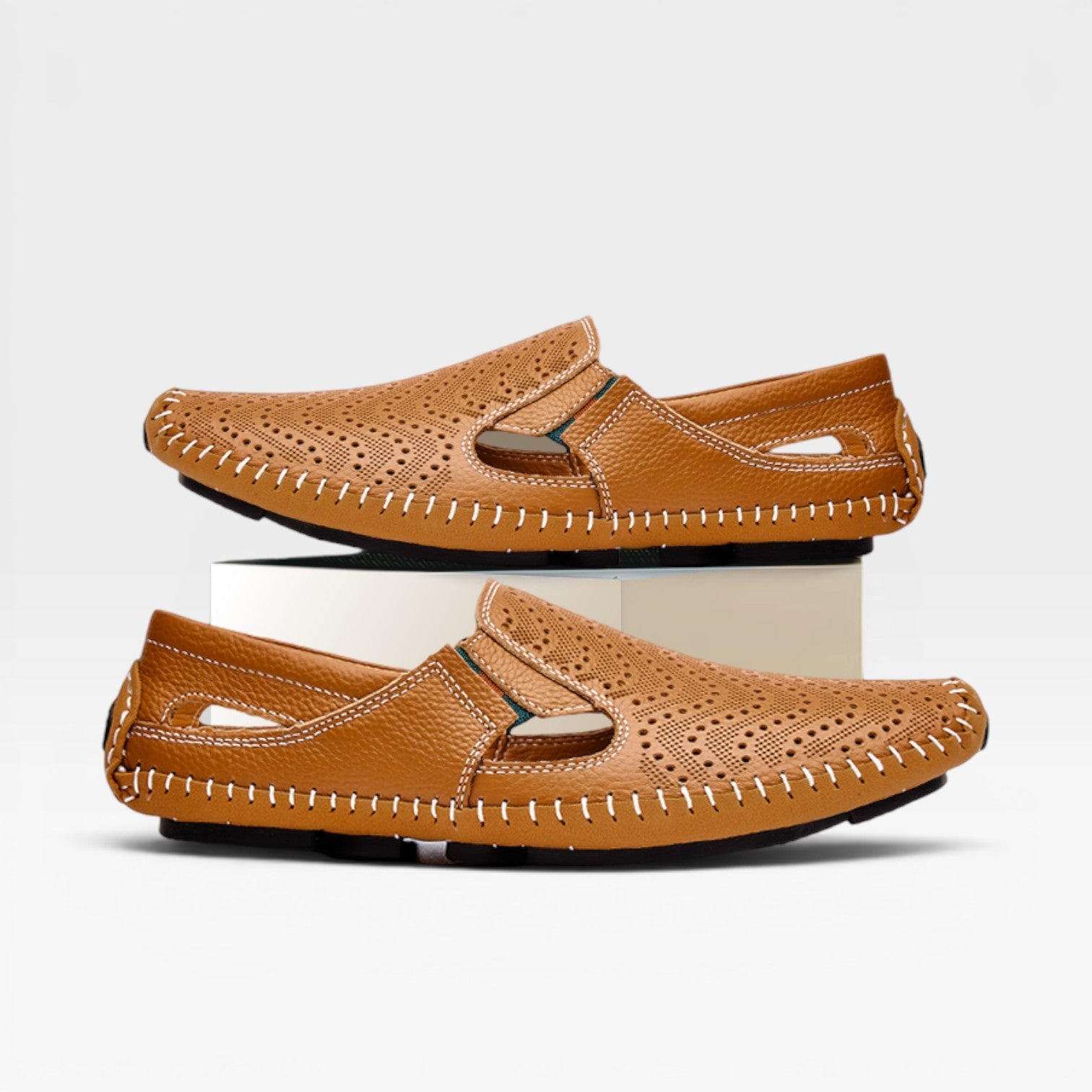 Mules en cuir Danoir Paris pour hommes, sandales décontractées d'été perforées, mode italienne, à enfiler, style élégant.