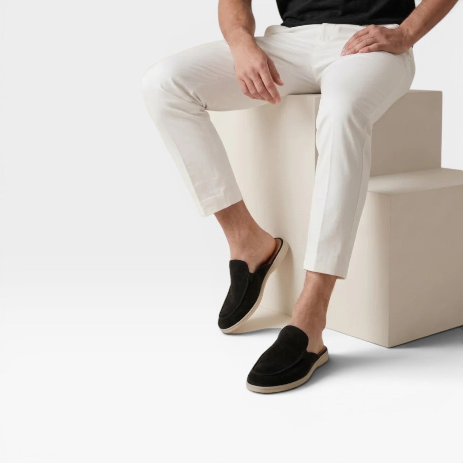 Mules en daim pour hommes Danoir Paris, mocassins décontractés sans talon, enfiler, semelle en cuir, élégants et confortables.