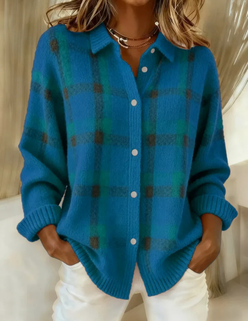 Gilet confort Anna de Danoir Paris, tissu doux et agréable, porté par un mannequin, couleur neutre, style décontracté.