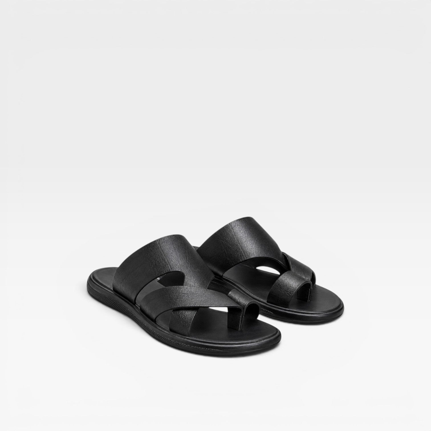 Sandales en cuir pour hommes Danoir Paris, faciles à enfiler, avec boucle d’orteil pour un confort et style quotidiens élégants