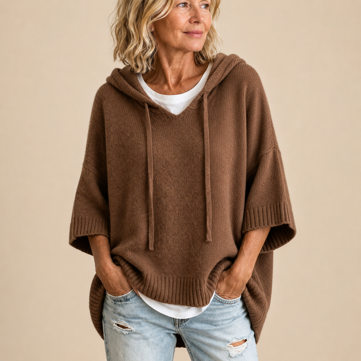 Fleur brodée Danoir Paris Brise Chic, motif floral délicat sur tissu léger, idéal pour lingerie élégante et confortable.
