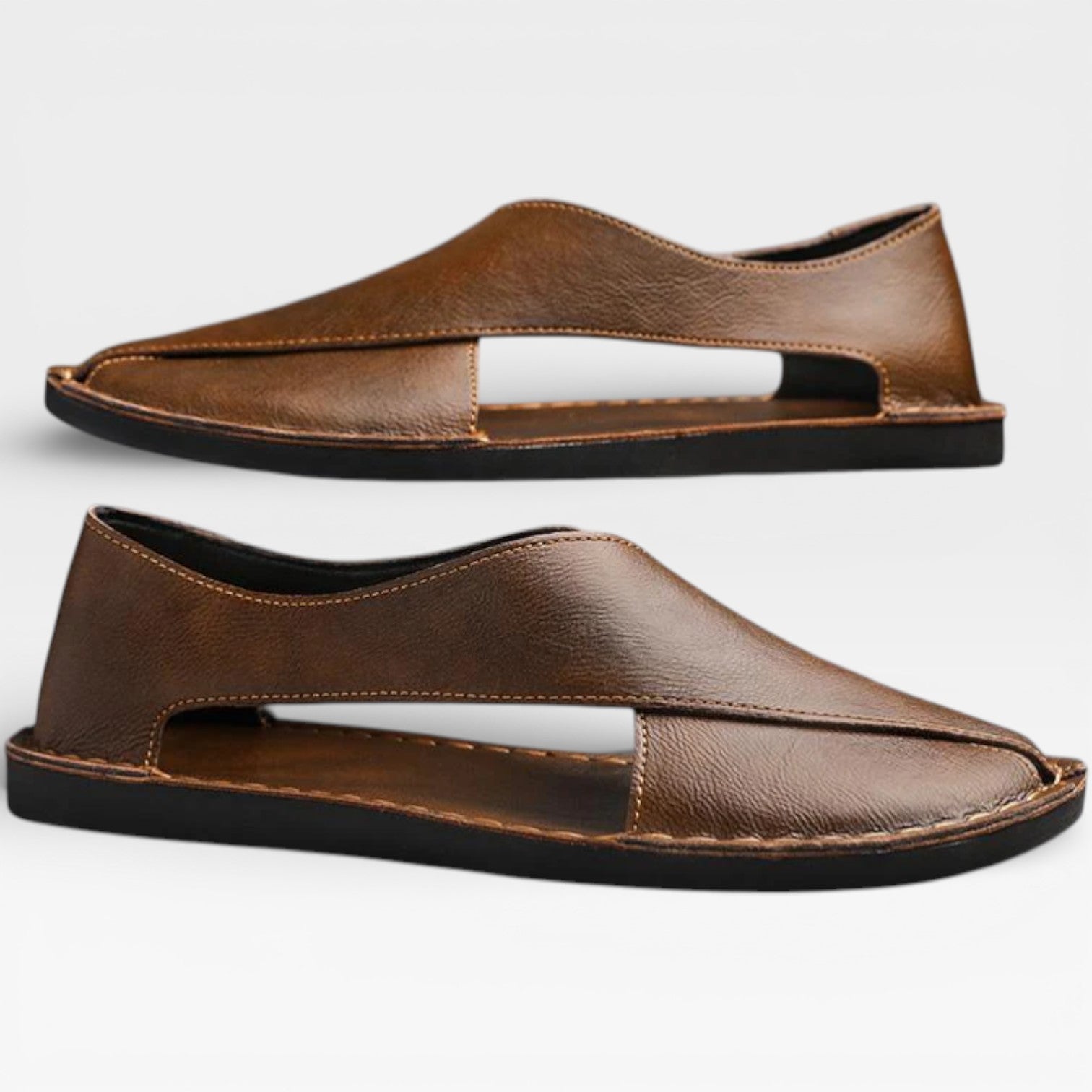 Sandales classiques en cuir pour hommes de Danoir Paris, vue principale mettant en valeur le design décontracté et élégant.