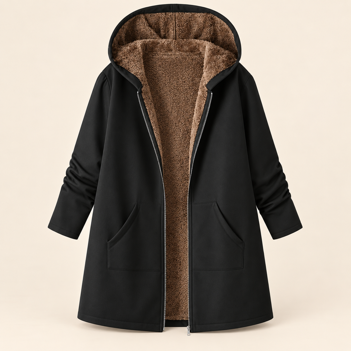 Manteau à capuche douillet Evelyn™ en sherpa noir avec doublure marron, de Danoir Paris, aperçu avec la capuche ouverte.
