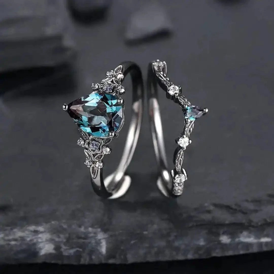 Ensemble de bagues Danoir Paris, anneaux noirs en acier avec zirconiums sapphires noirs, élégantes et modernes.