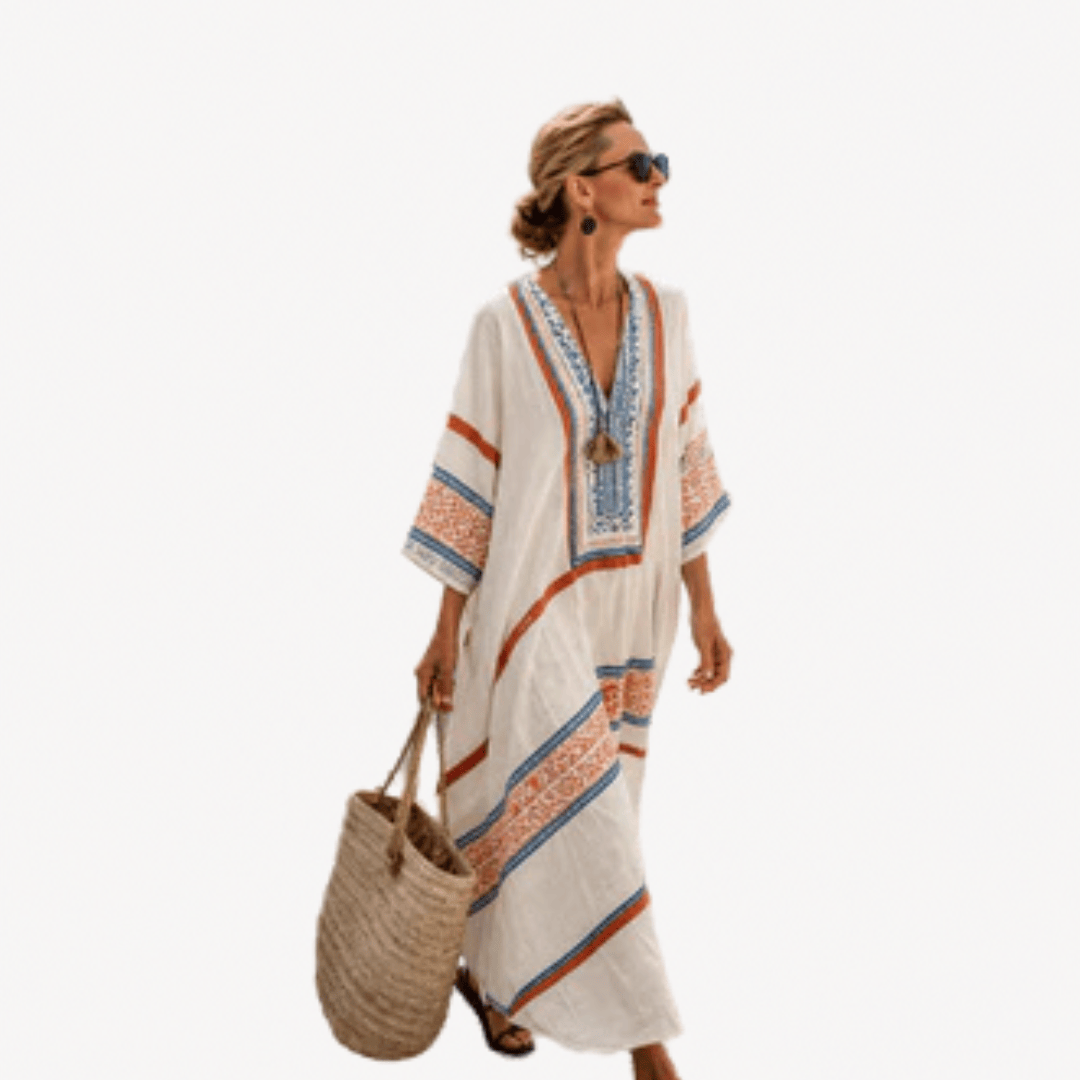Caftan long Danoir Paris en tissu léger, avec motifs élégants et coupe fluide, porté par un mannequin.