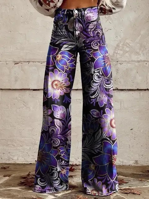 Pantalon floral décontracté et élégant Azly de Danoir Paris, tissu léger avec motif fleuri, coupe confortable.