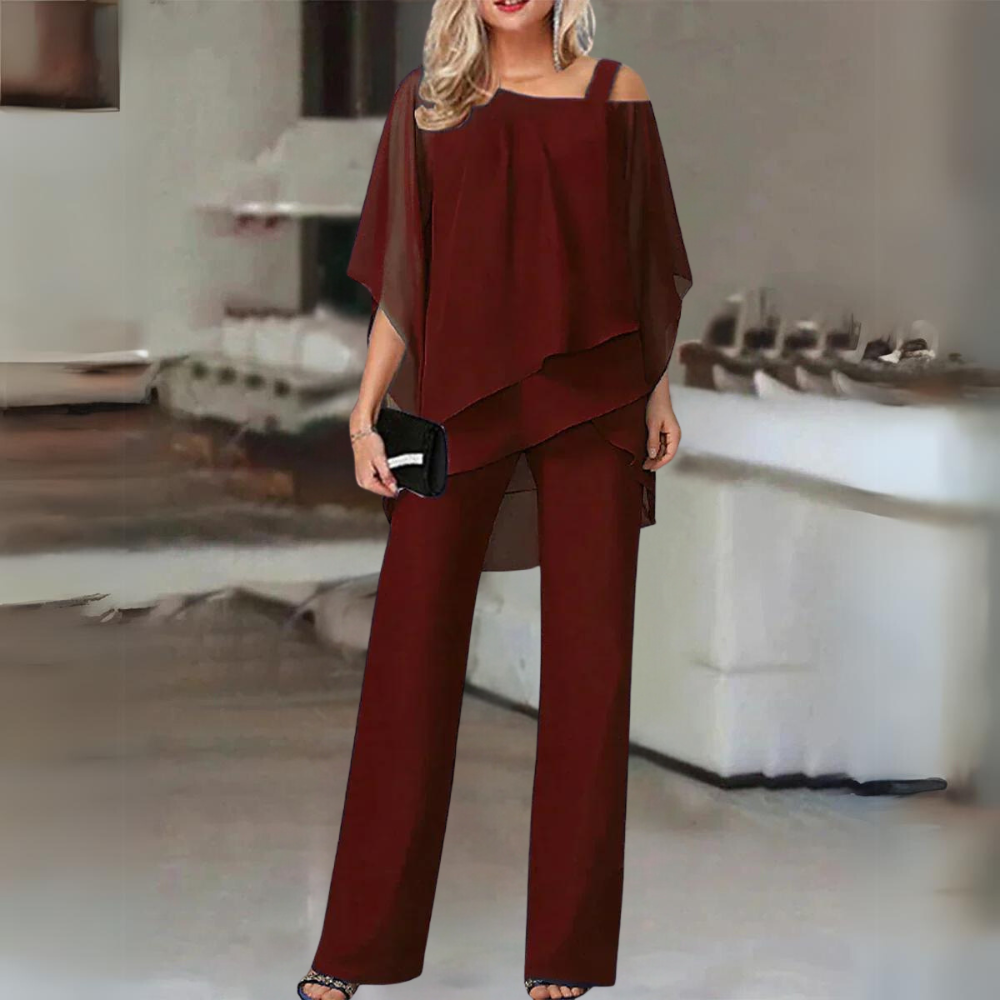 Ensemble élégant et confortable Novi de Danoir Paris, comprenant un haut et un pantalon en tissu bleu.