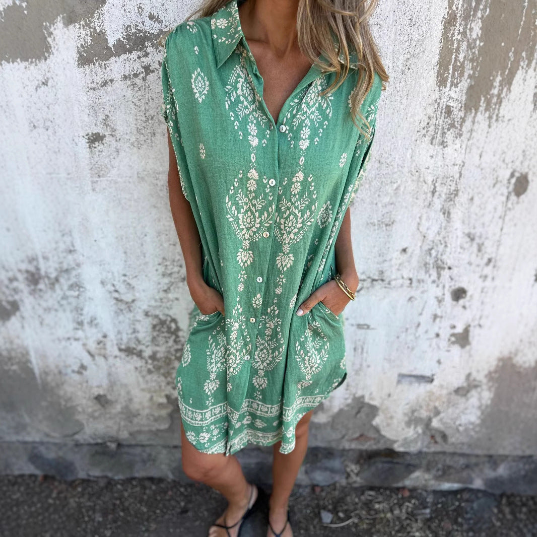 Robe ample élégante en soie beige Danoir Paris, coupe fluide et sophistiquée pour une allure chic et confortable.