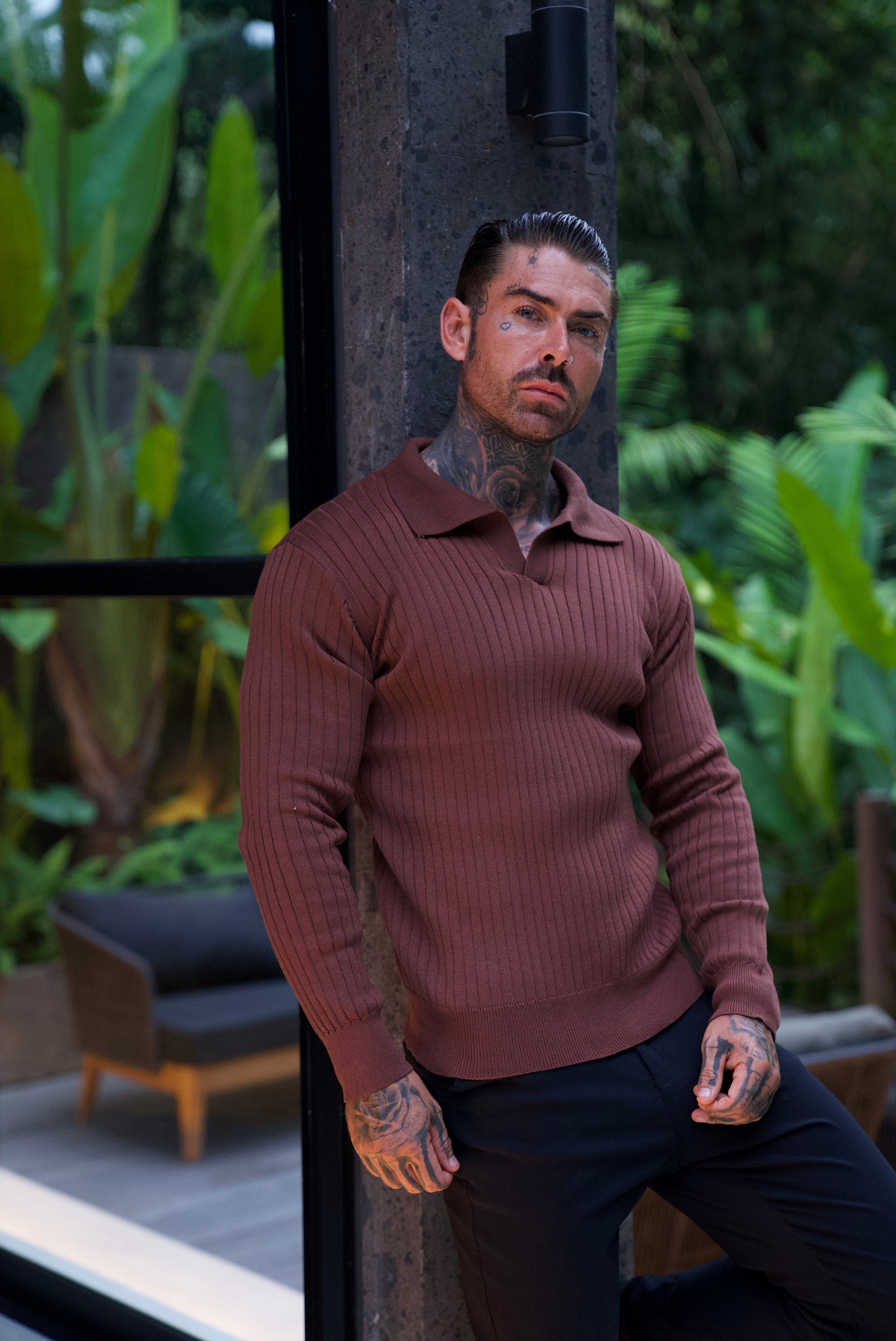 Pull Sogno texturé Danoir Paris en blanc, tissu doux et confortable, porté en mode décontracté.