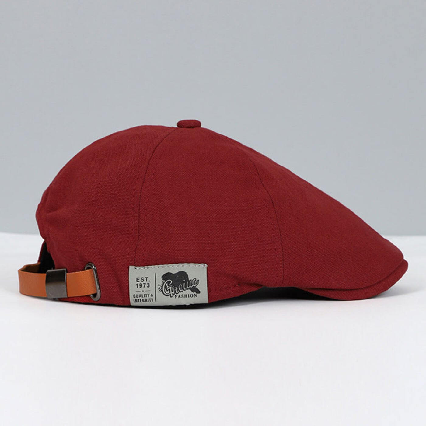 Casquette classique Bloom™ Danoir Paris en tissu bleu, vue de face avec logo brodé sur le devant.