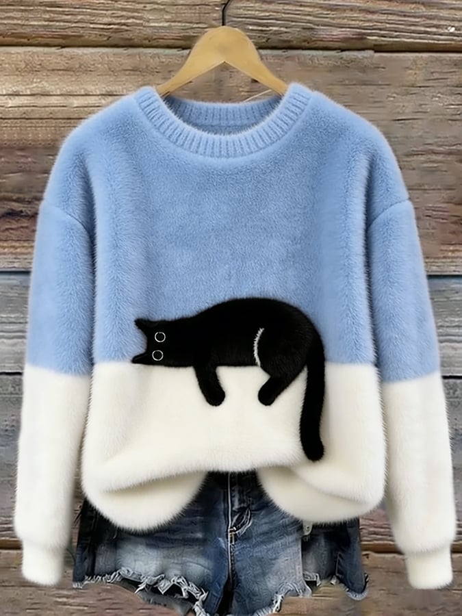 Sweat femme Danoir Paris avec motif de chat, tissu bleu clair, décontracté et confortable pour le quotidien.