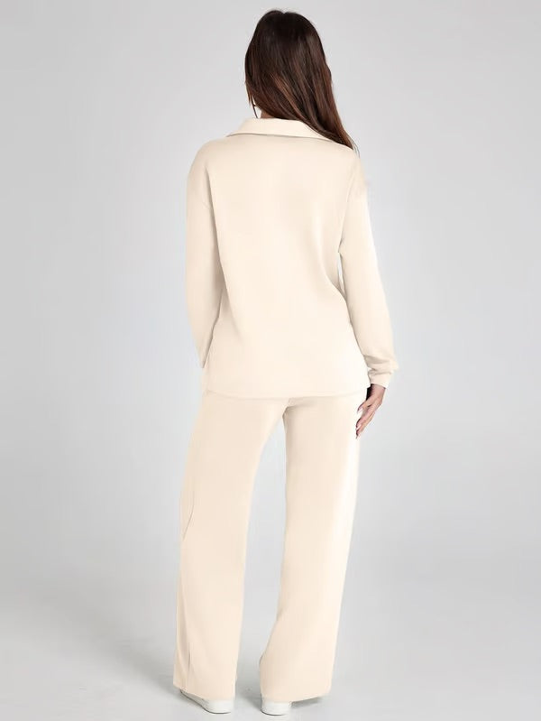 Ensemble polyvalent Chantal de Danoir Paris en tissu bleu clair, parfait pour un look élégant et chic.
