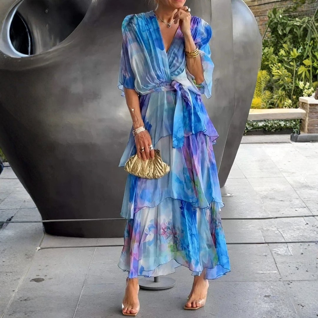 Robe élégante en chiffon bleue Cassia de Danoir Paris, coupe fluide et sophistiquée pour femme.