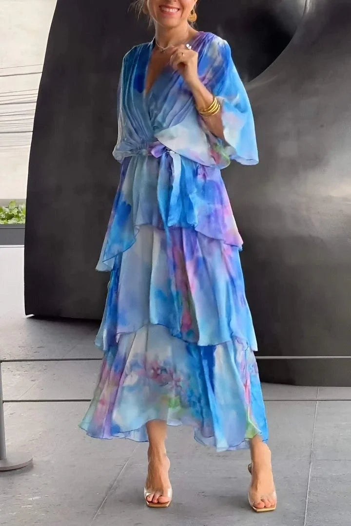 Robe élégante en chiffon bleue Danoir Paris Cassia, coupe fluide et détails sophistiqués pour une allure raffinée.
