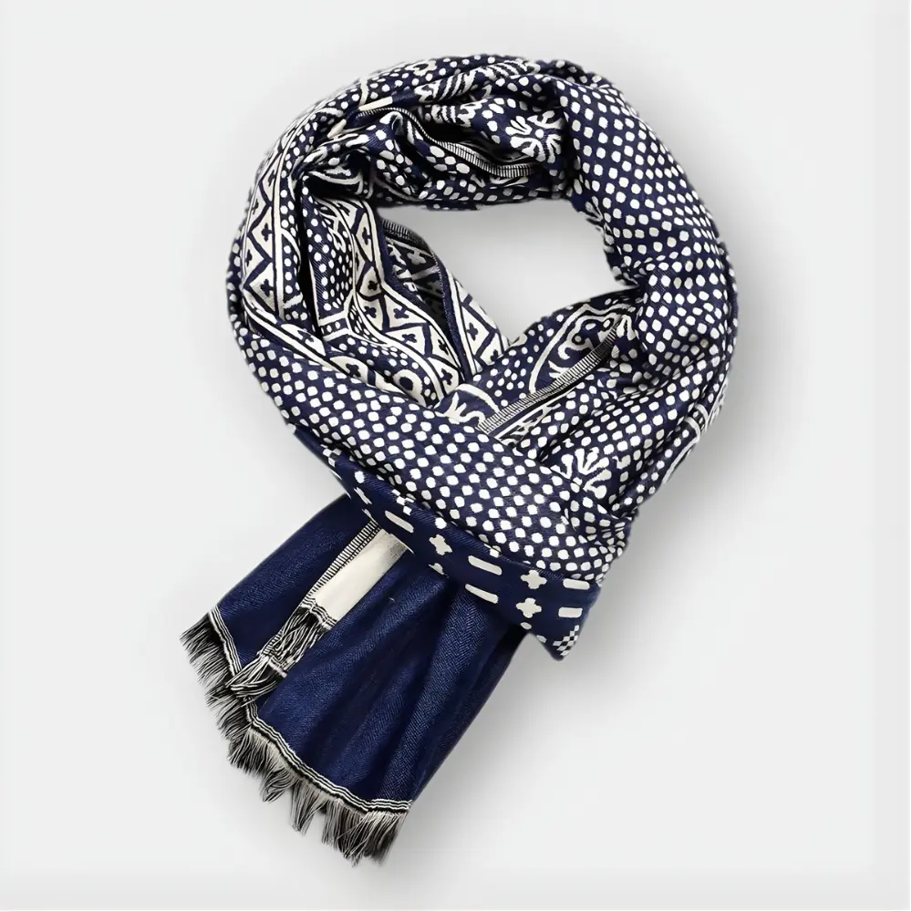 Écharpe en coton à motifs vintage Thibault™ de Danoir Paris, tissu doux et léger, motif coloré avec franges.