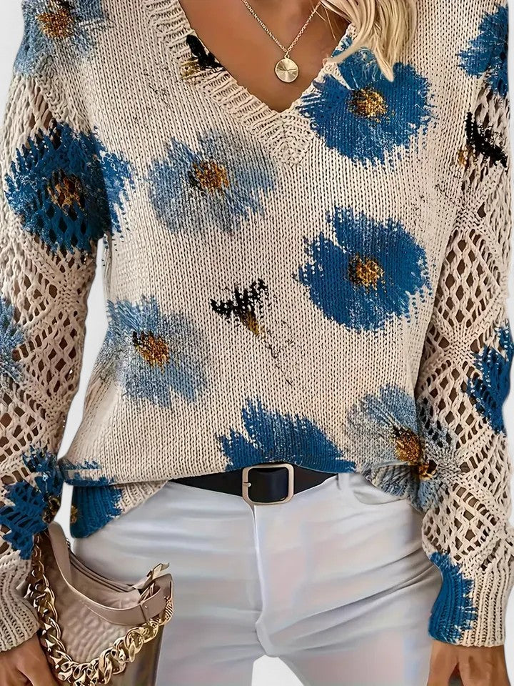 Cardigan floral léger Aurélie de Danoir Paris en bleu, vue de face, tissu fin et motifs floraux délicats.