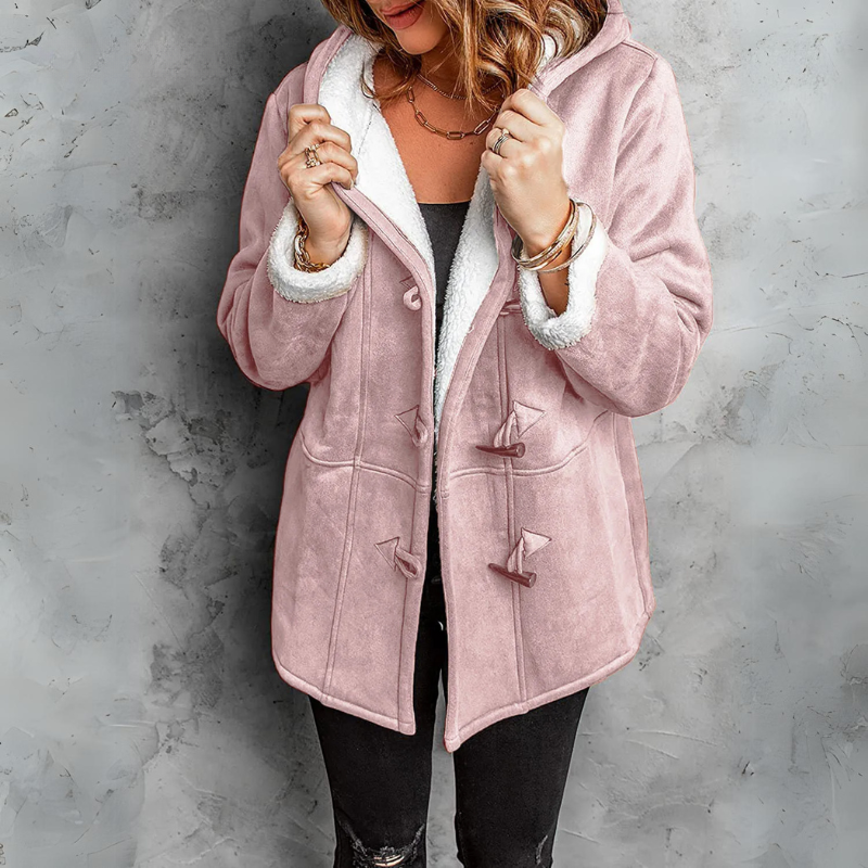 Manteau élégant pour femme Denise de Danoir Paris, coupe sophistiquée et coloris Bordeaux, en tissu chaud et confortable.