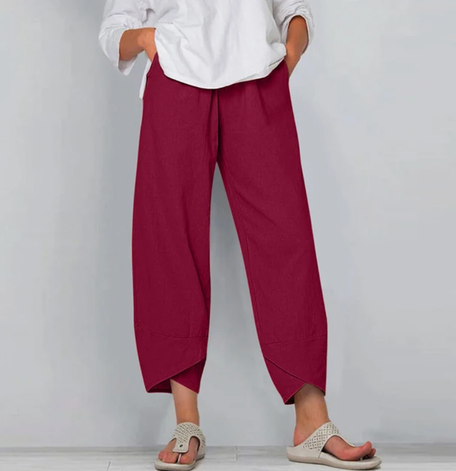Pantalons légers Danoir Paris Riley de couleur kaki, coupe décontractée, vue de face, pour femmes.