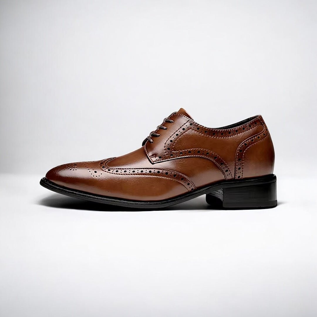 Chaussure homme élégante Danoir Paris Santorini en brun, avec semelle rehaussante de 6 cm, vue de face.