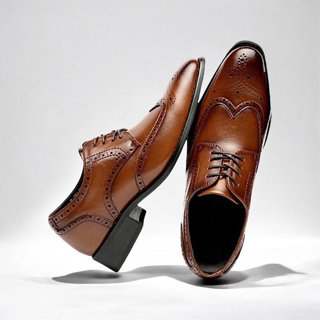 Chaussure homme élégante Danoir Paris Santorini en brun avec semelle réhaussante de 6 cm, vue de face.