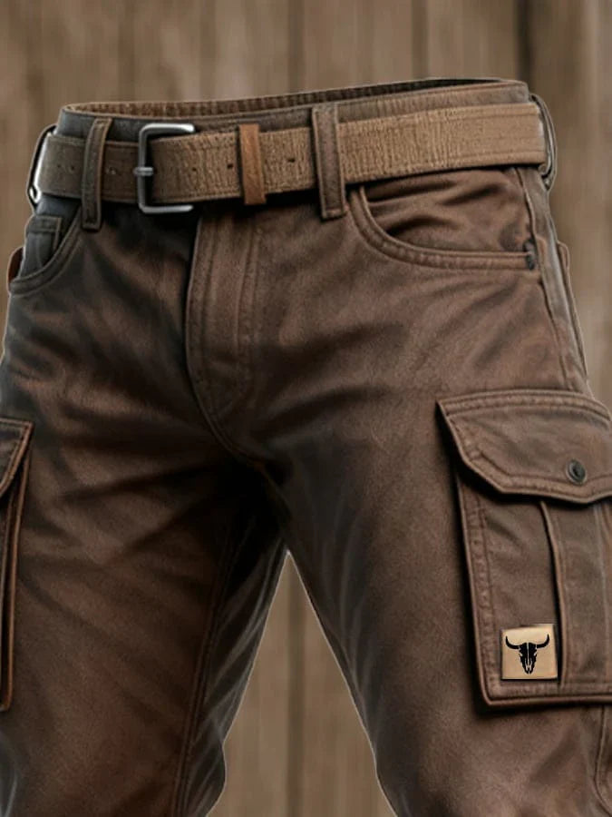 Pantalon cargo doublé Danoir Pairs™ de couleur brun foncé, fabriqué par Danoir Paris, avec poches et doublure intérieure visible.