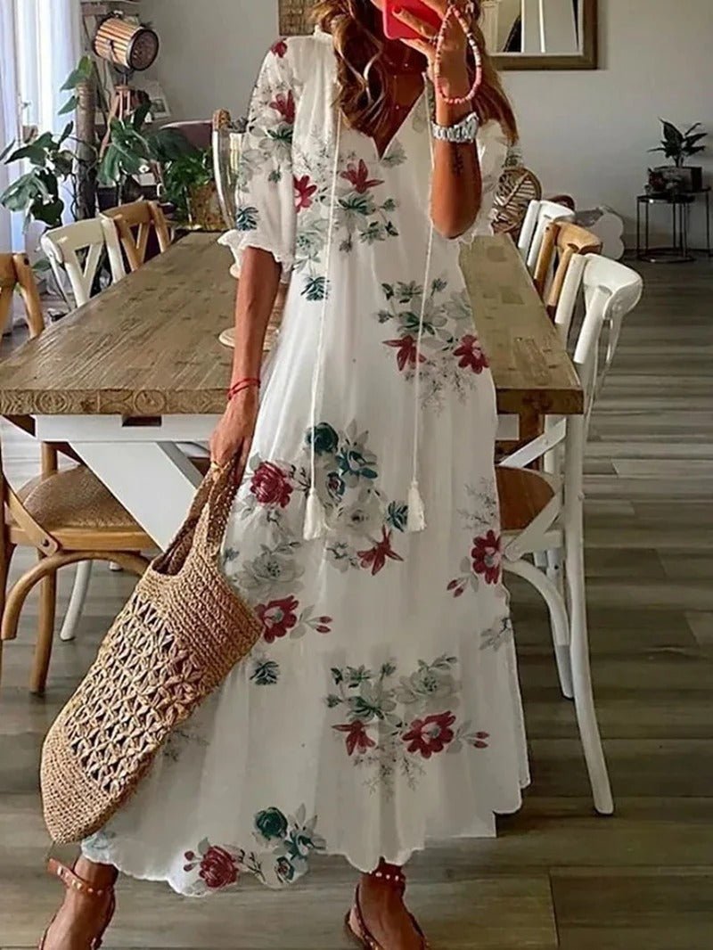 Robe longue bohème beige Lana de Danoir Paris, coupe flatteuse, légère et élégante pour un style décontracté et sophistiqué.