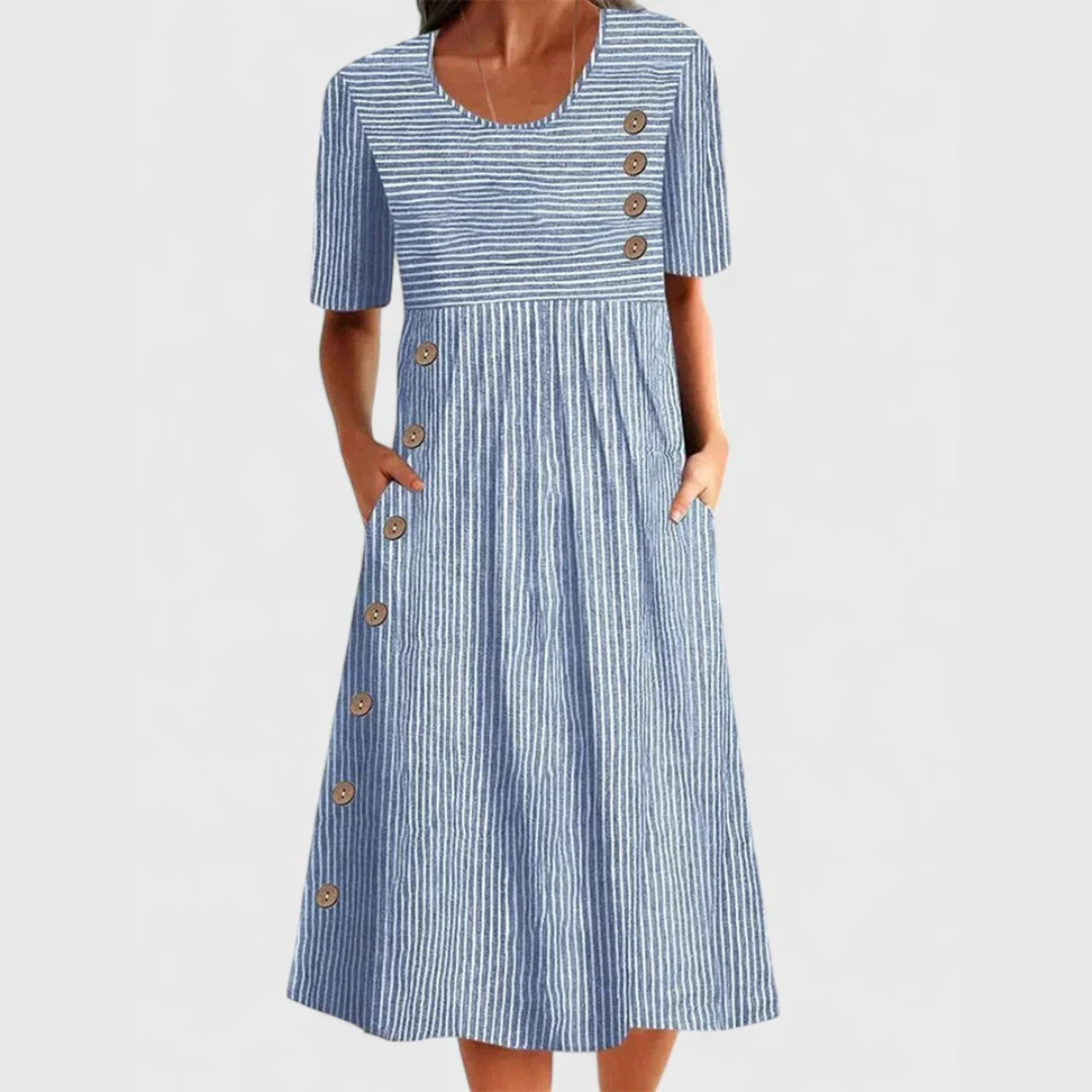 Robe Sophia Danoir Paris en tissu respirant bleu avec coupe confortable et décontractée, idéale pour un style élégant et léger.