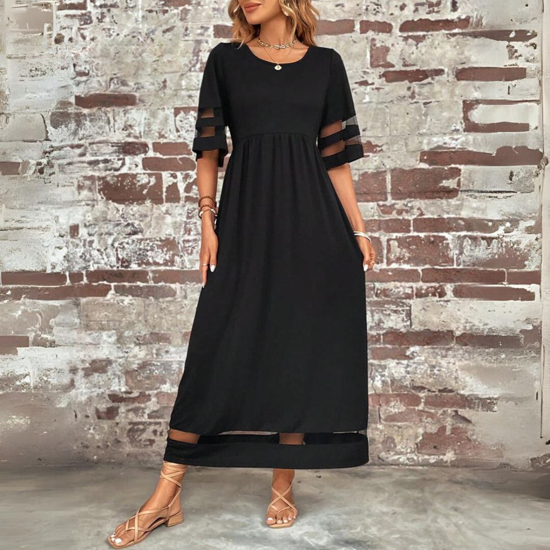Robe midi noire Danoir Paris Aubrée, élégante et flatteuse, en tissu fluide avec décolleté en V et taille cintrée.
