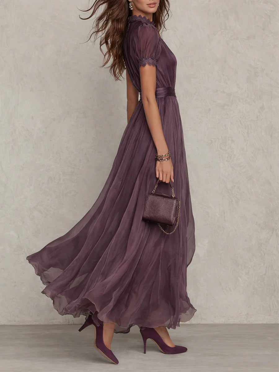 Robe maxi violette Valentina de Danoir Paris, élégante robe longue pour femmes, détails de la robe visible.