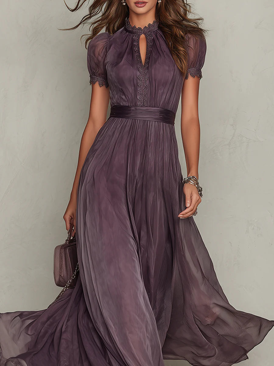 Robe maxi violette Valentina de Danoir Paris, dress longue élégante avec détails floraux, vue en gros plan.
