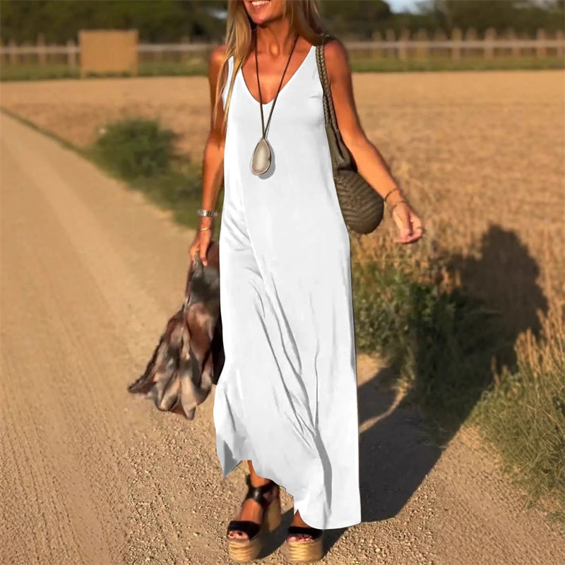 Robe maxi élégante Arietta de Danoir Paris en tissu vert avec coupe fluide et détails sophistiqués, vue de face.