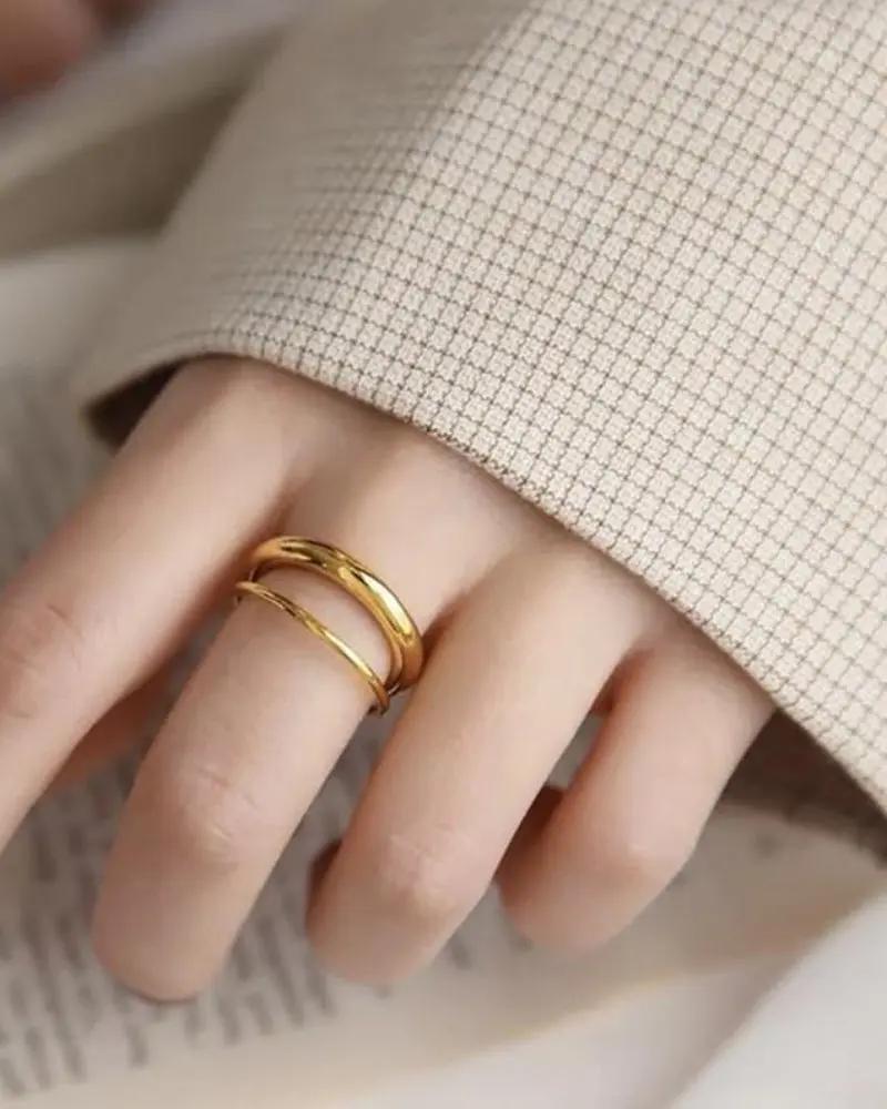 Bague Infinity en titane Danoir Paris, anneau élégant avec motif infini, bijoux fins et modernes.