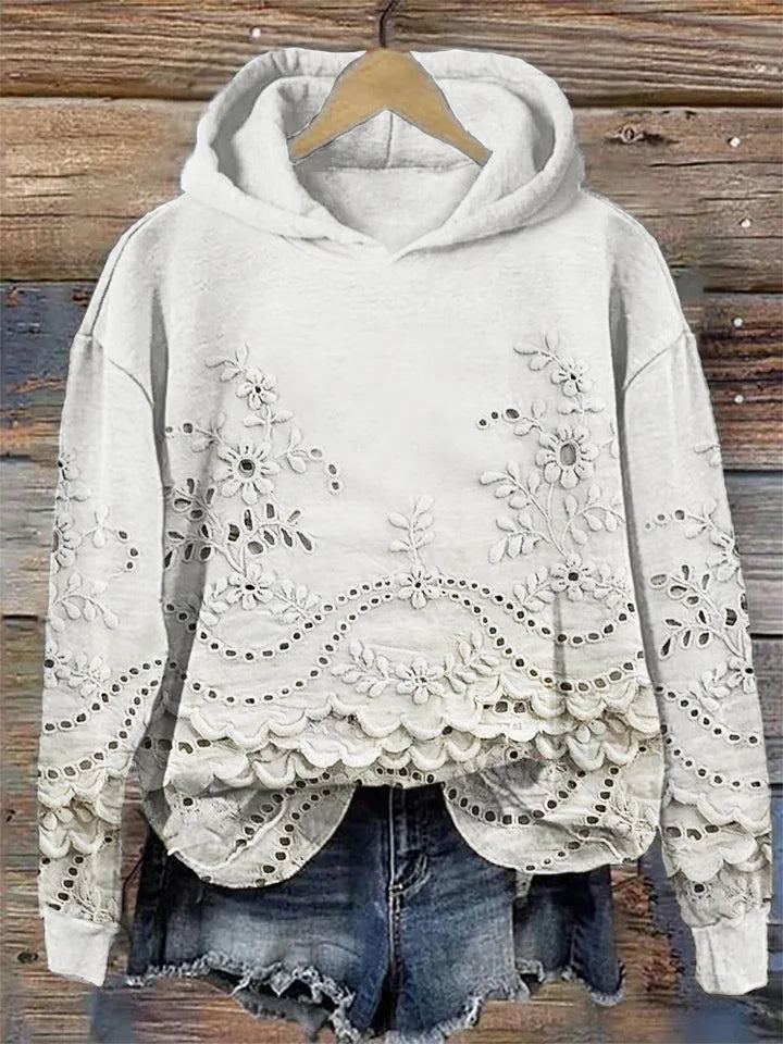 Pull féminin Danoir Paris Sofie en rose, look ludique, doux, avec détails modernes, porté ou posé sur un fond neutre.