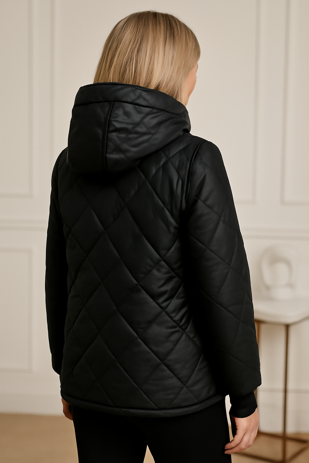 Veste matelassée élégante Elena de Danoir Paris en rose, style chic et sophistiqué pour femme.