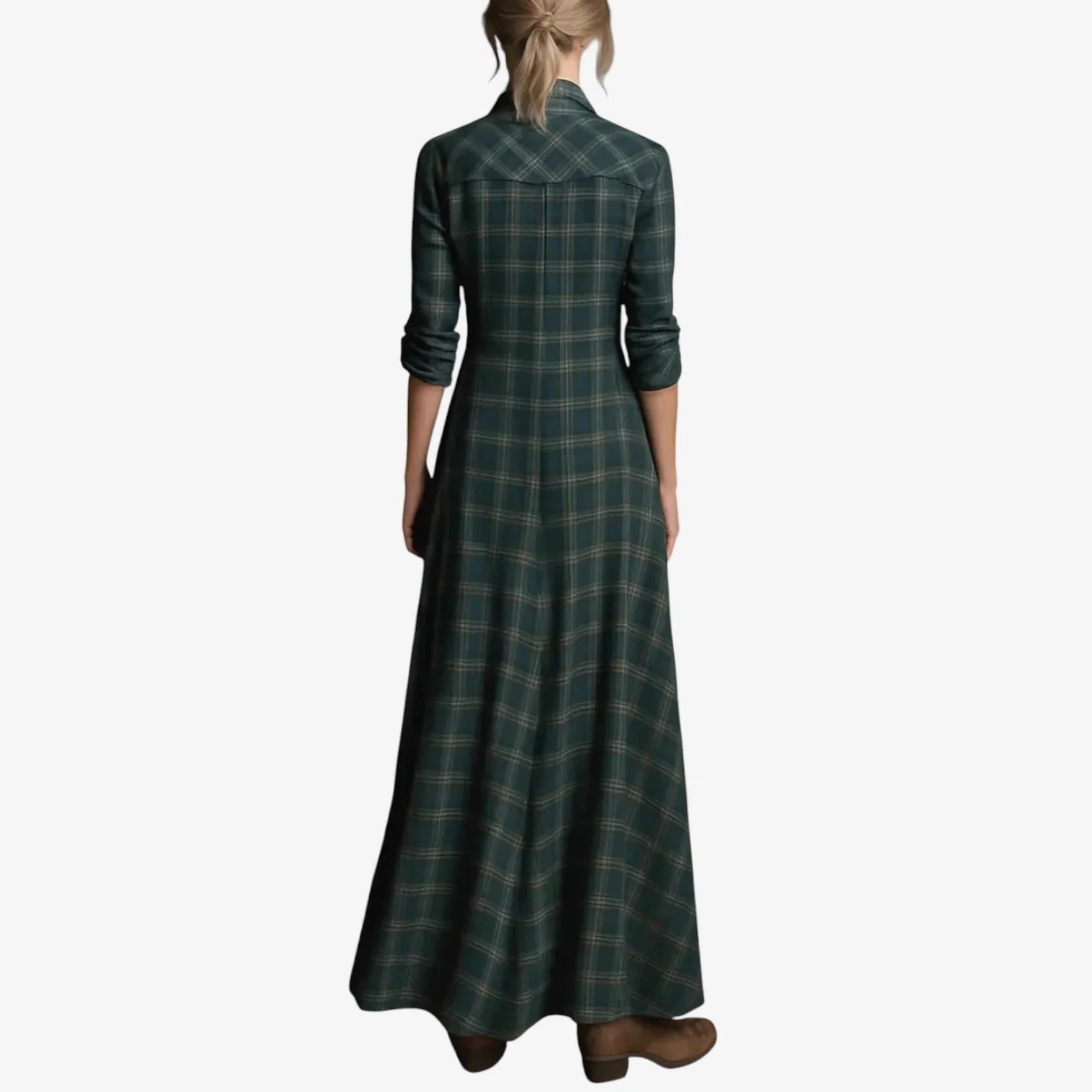 Robe maxi à carreaux Hattie Danoir Paris, longueur élégante, motif à carreaux, tissu léger, style décontracté.