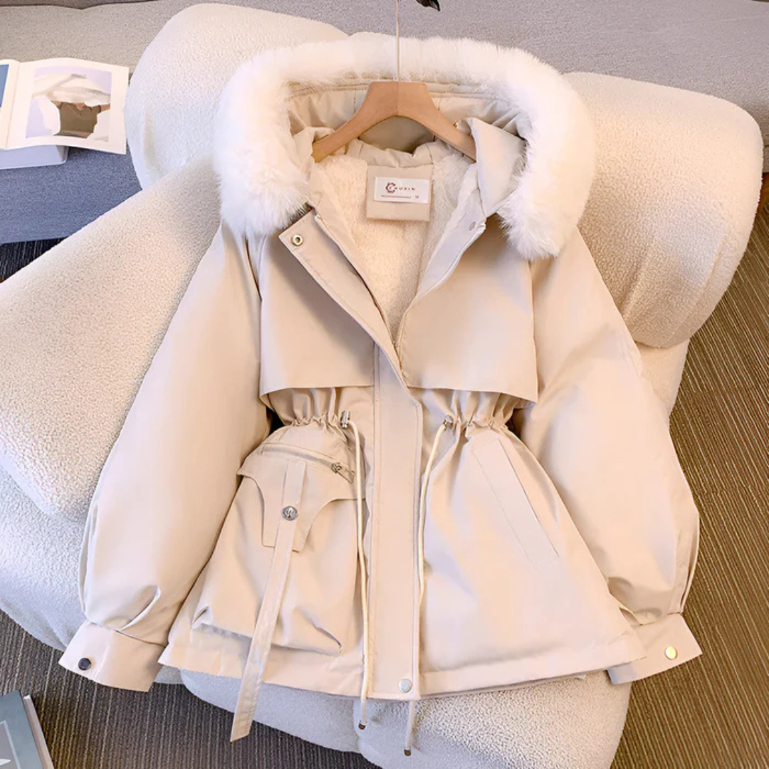 Manteau d'hiver élégant Laluna de Danoir Paris, blanc, taille XS, vue de face avec col en laine et design sophistiqué.