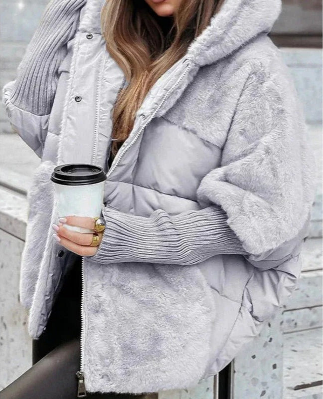 Veste d'hiver élégante Lena de Danoir Paris en marron, coupe raffinée et style chic pour la saison froide.