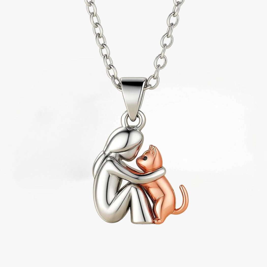 Collier Danoir Paris Alva Amour Chat en rose avec pendentif en forme de chat, bijou élégant pour femmes.