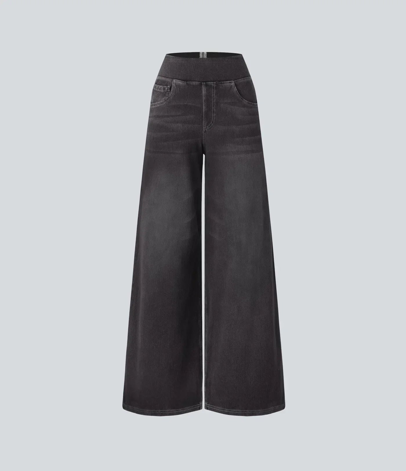 Pantalon confortable et élégant Eva de Danoir Paris en bleu foncé, style moderne, tissu doux et coupe flatteuse.