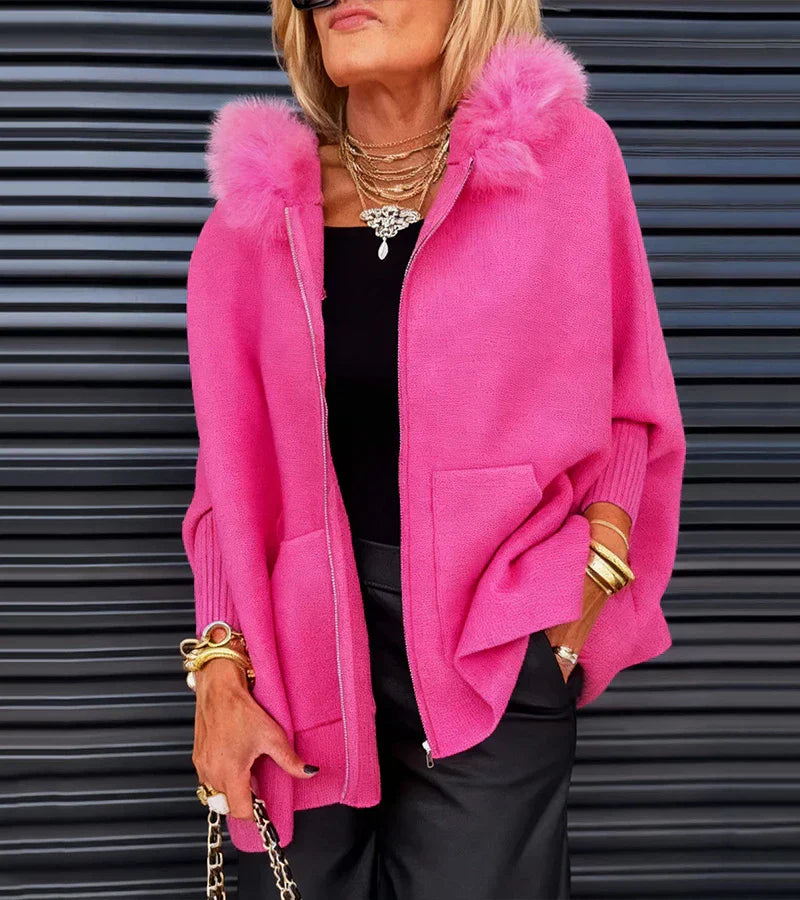 Manteau chic en fourrure Arabelle de Danoir Paris, rose, taille XS, vêtement élégant avec détails en fourrure.