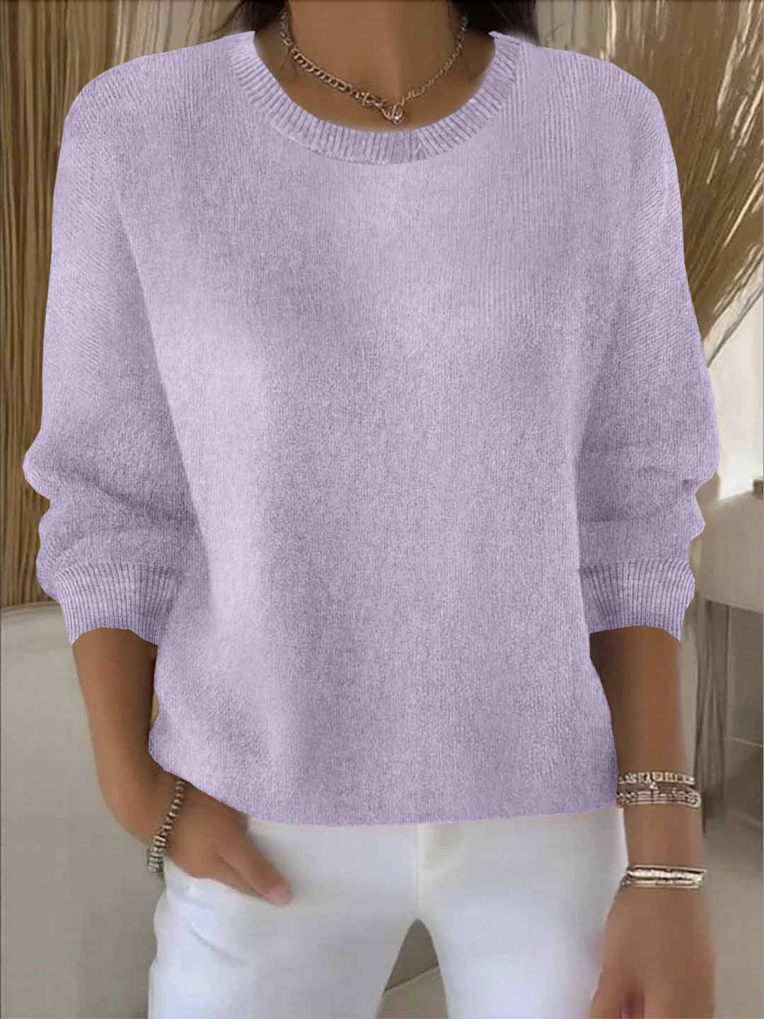 Pull doux jaune Talbot de Danoir Paris, élégant, chaud et confortable, porté en style décontracté.