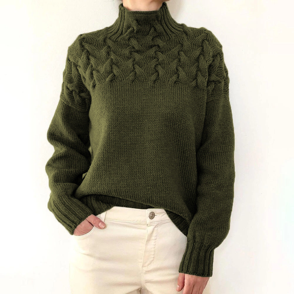 Pull roulé chaud et élégant Danoir Paris FR1162 en bleu ciel, détail de la texture douce et du col montant.
