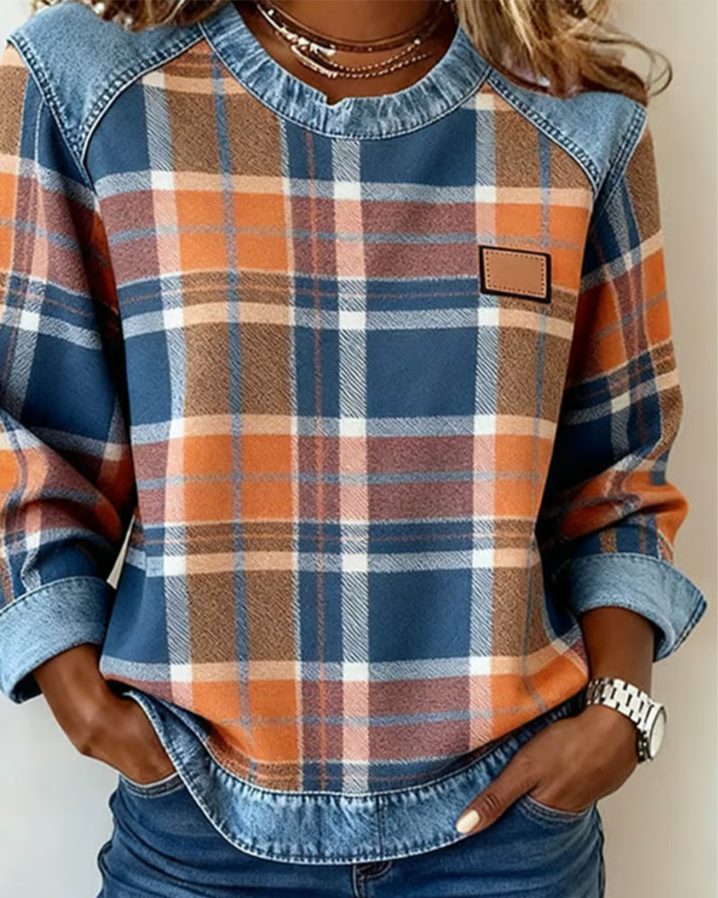 Sweatshirt patchwork orange Célia Danoir Paris, style audacieux, avec motifs colorés et coupe décontractée.