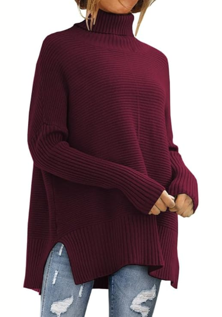 Pull roulé Danoir Paris Anna en bleu marine, tissu confortable et automnal, idéal pour la saison froide.