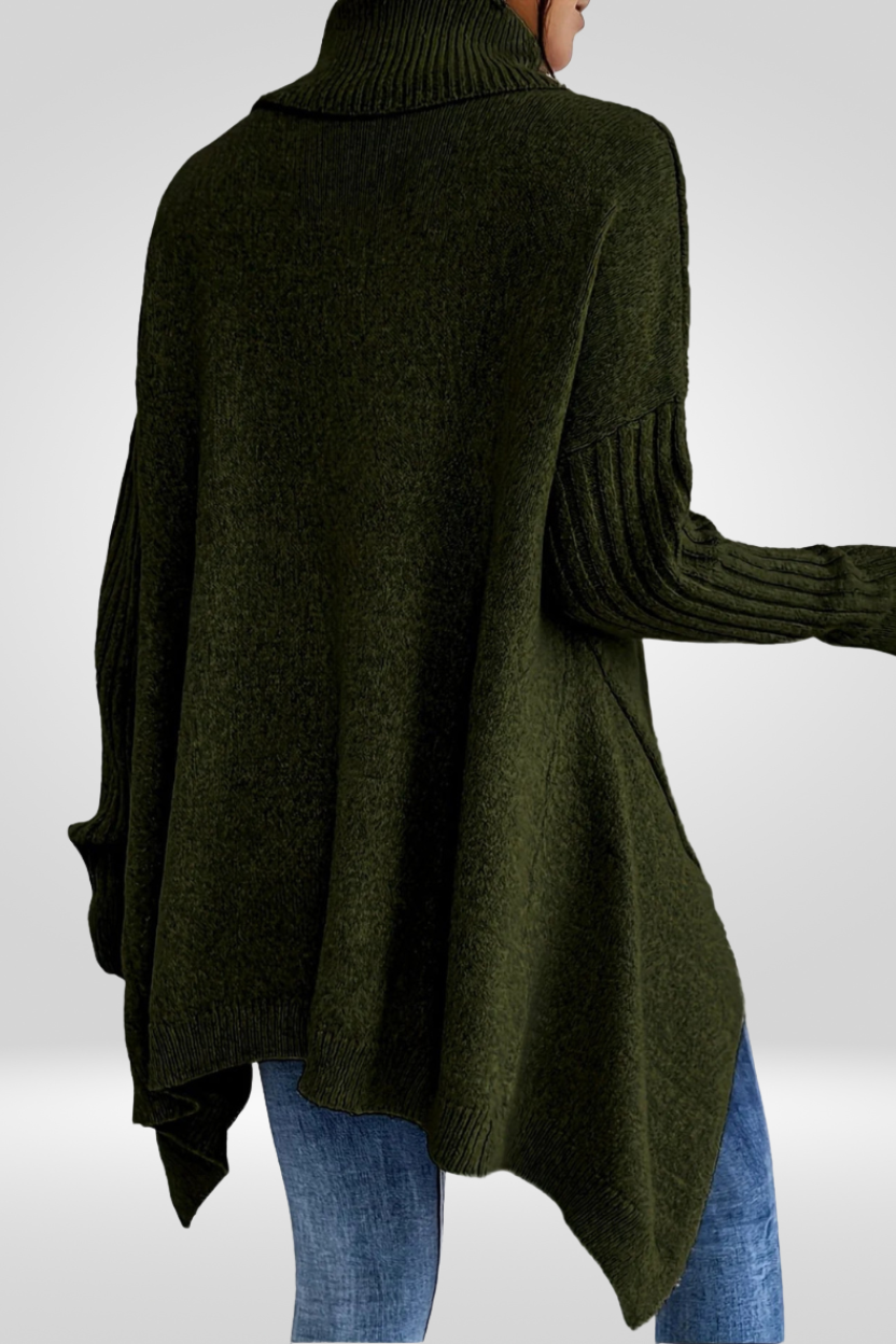 Pull asymétrique chic Isabelle Danoir Paris en beige, vue de face, détail du design élégant et moderne.