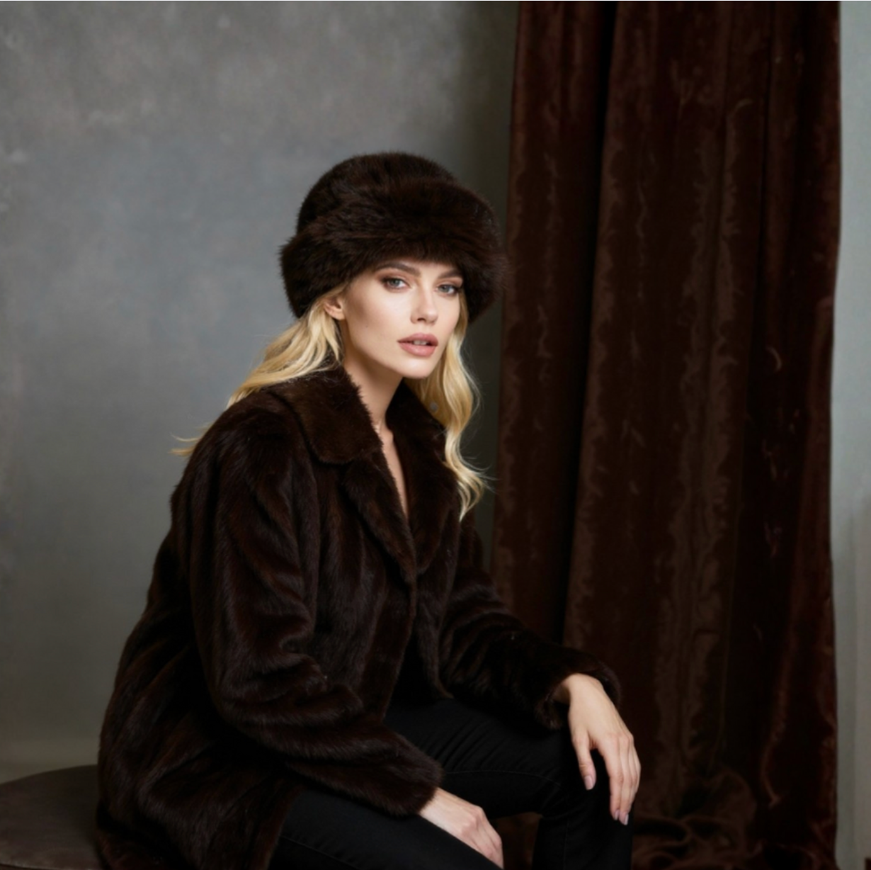Bonnet douillet blanc Velora de Danoir Paris, style chic et confortable, pour un look élégant et chaud.