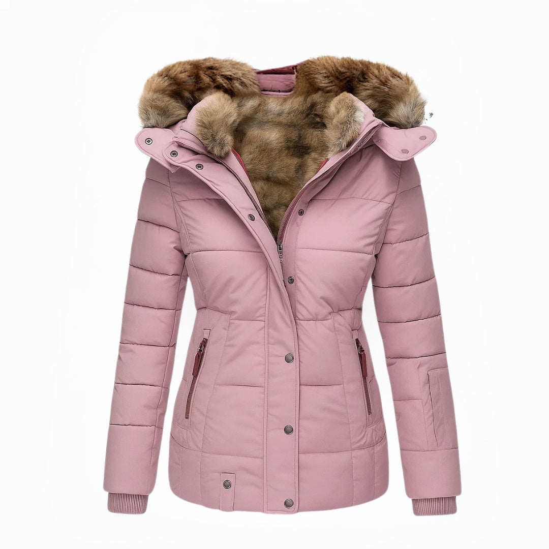 Manteau d'hiver noir Danoir Paris Sophia, élégant, en laine, avec col haut et boutons, porté par un mannequin.