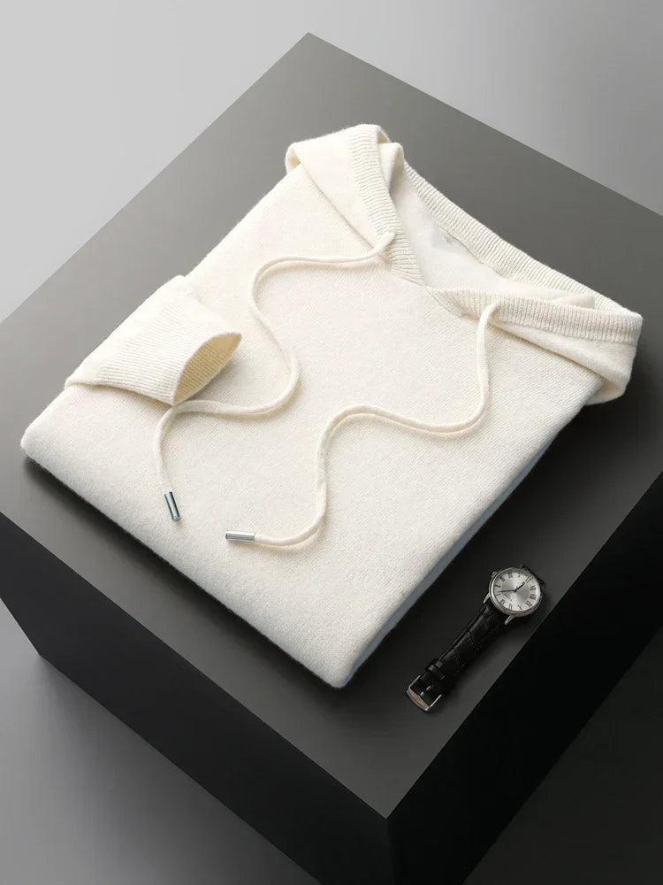 Pull en cachemire Danoir Paris Kensington Luxe Décontracté en camel, style élégant et confortable, visible en image.