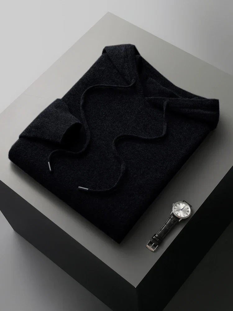 Pull en cachemire Danoir Paris Kensington Luxe Décontracté, couleur camel, détail de la texture douce et élégante.