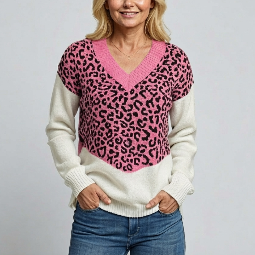 Pull Isa Léopard Chic gris de Danoir Paris, design tendance avec motif léopard pour un style élégant et moderne.